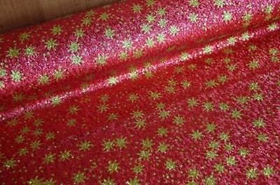 GENERISCH Glitzer Dekostoff Meterware Metallic, Sterne gold auf rot, Weihnachten *ab 50cm