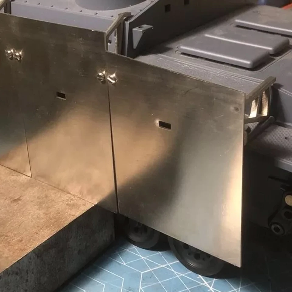 1/16 For Stug III (Henglong available) Full Metal Skirt Armor Kit - Image 3 of 4