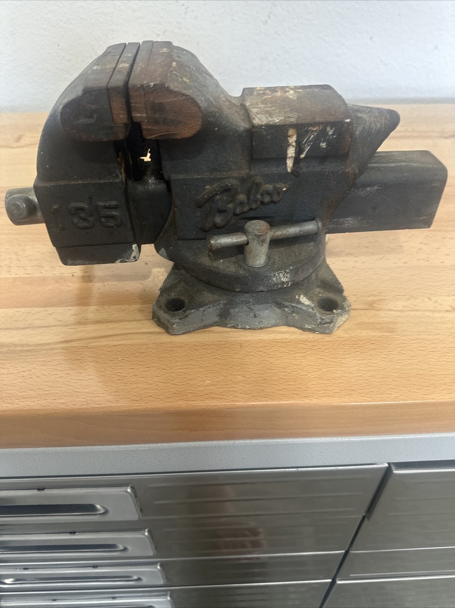 Vintage BABCO No.135 Swivel Anvil Bench Vise 4