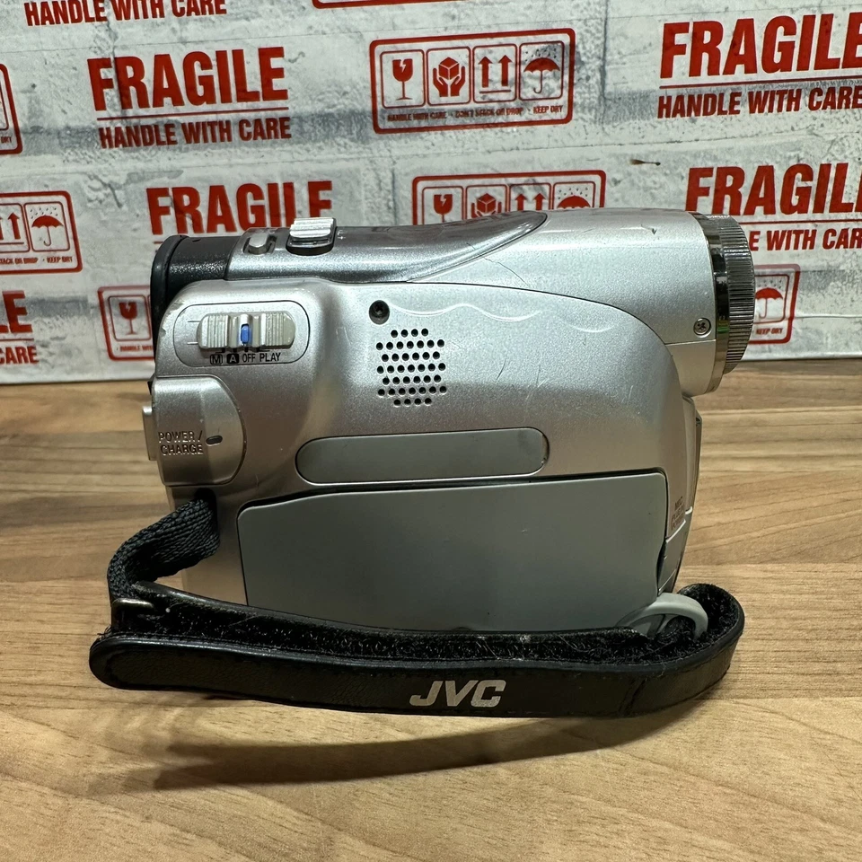 JVC GR-D240EK Camcorder Vintage Prop - Image 4 of 4