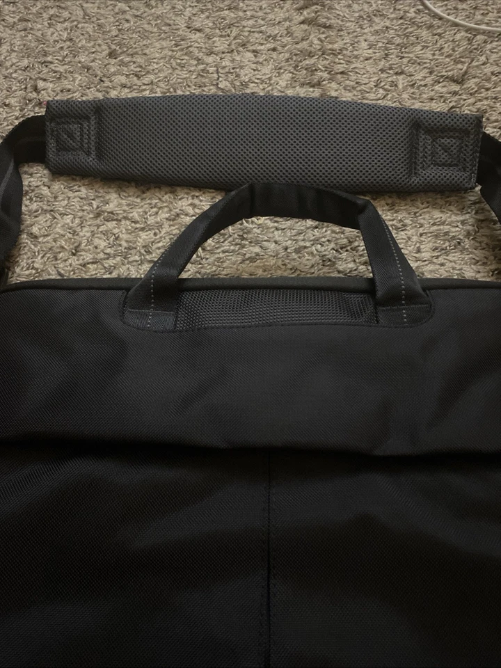 Computadora Dell/maletín, bolsa de mensajero, bolsa de transporte Foto 4 de 4