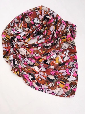 Codello Peanuts Snoopy Halstuch 120x120cm Schal Charlie Brown Lucy Woodstock NEU