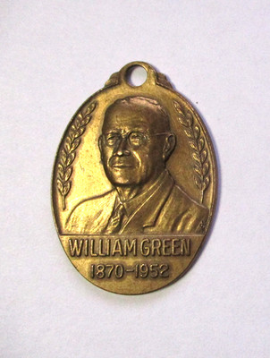 VINTAGE WILLIAM GREEN 1953 MINNEAPOLIS LABOR UNION INDUSTRIES SHOW BRASS FOB