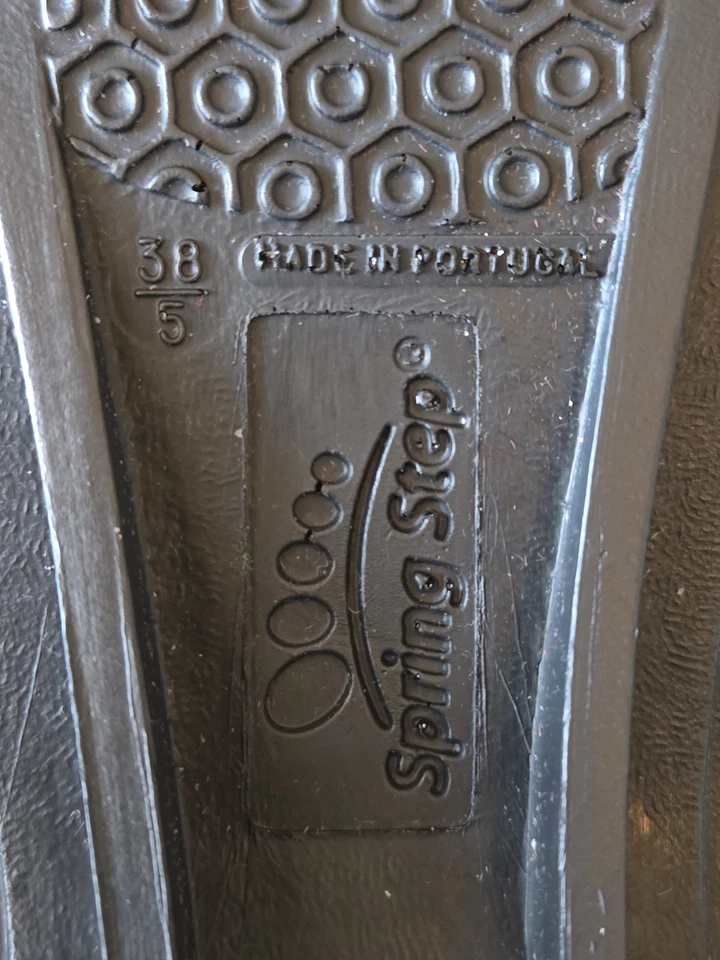 Spring Step Tender Slip On Women’s Shoes Gold Made In Portugal Sz 38 U.S 7.5-8 - Image 3 of 4