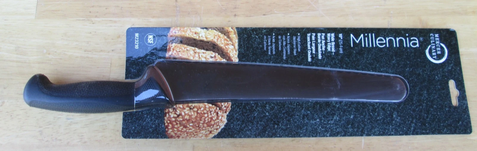 Mercer Culinary M23210 Millennia Black Handle, 10-Inch Wide Wavy Edge, Bread ...