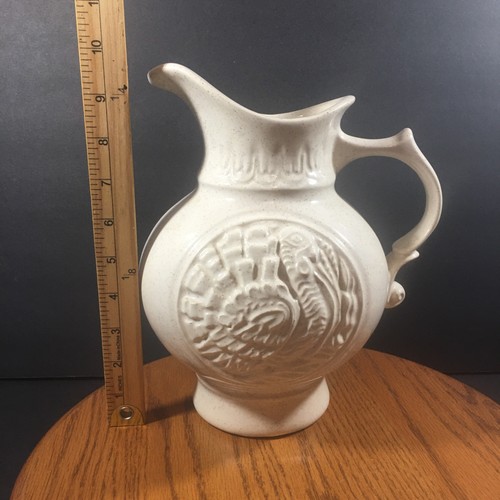 McCoy Pottery USA Water Pitcher Cream speckled Turkey Thanksgiving Fall Vintage - Picture 7 of 8