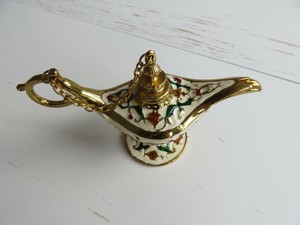 Metal Carved Magic Genie lamp Aladdin Arabian Nights Arab Retro Tea Pot Tibetan Metal Carved Magic Genie lamp Aladdin Arabian Nights Arab Retro Tea Pot Tibetan