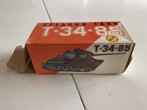 Tanque de batalla T-34-85 del ejército ruso fundido a presión hecho en Rusia a escala 1/43 - Imagen 11 de 11