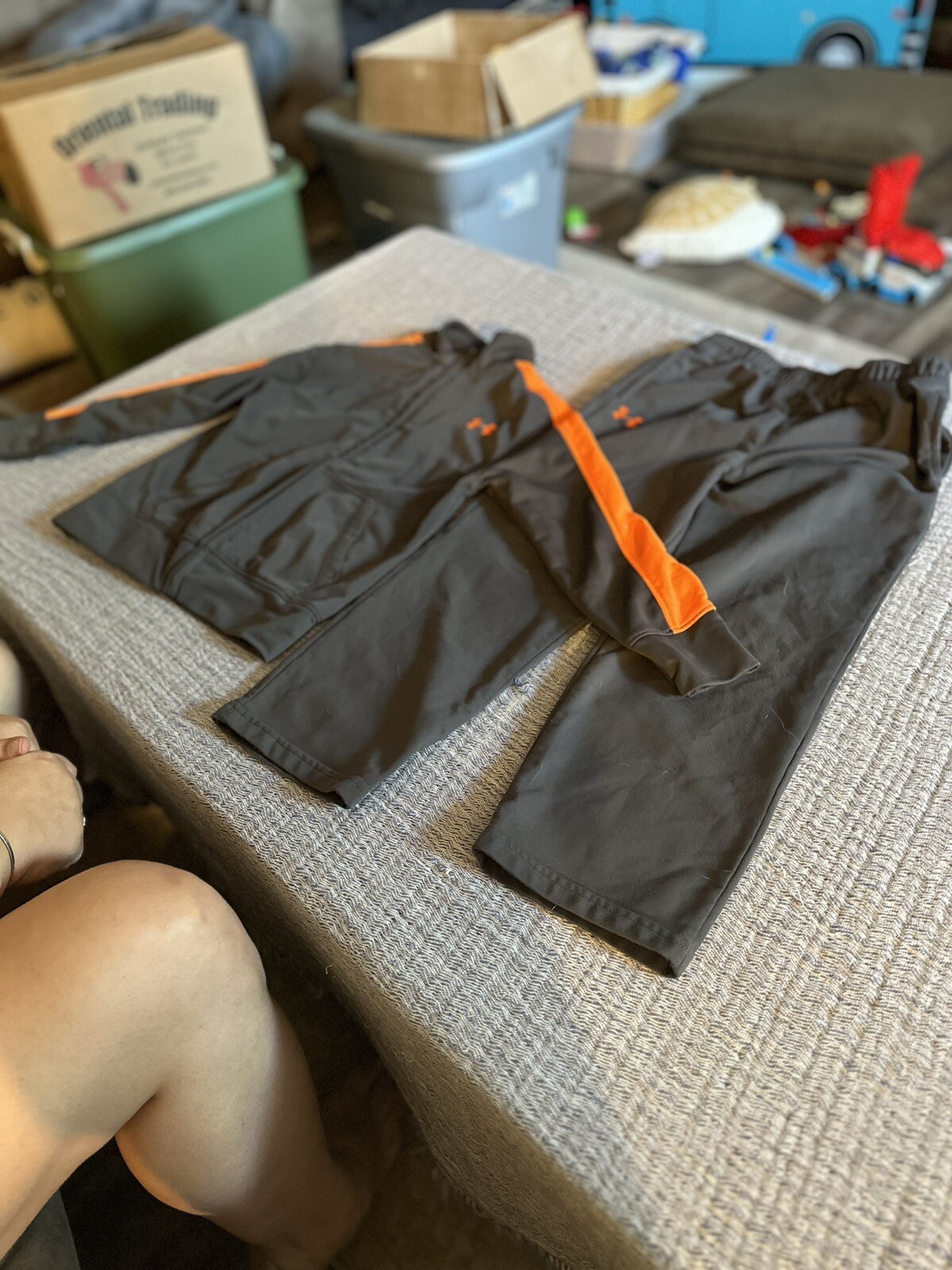 Picture 2 of 8