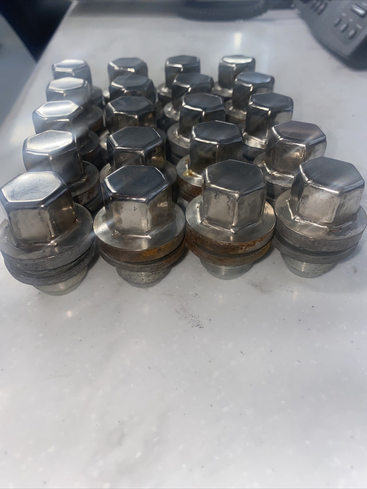 20102021 RANGE ROVER L405 WHEEL RIM LUG NUT BOLT COMPLETE SET OF 20