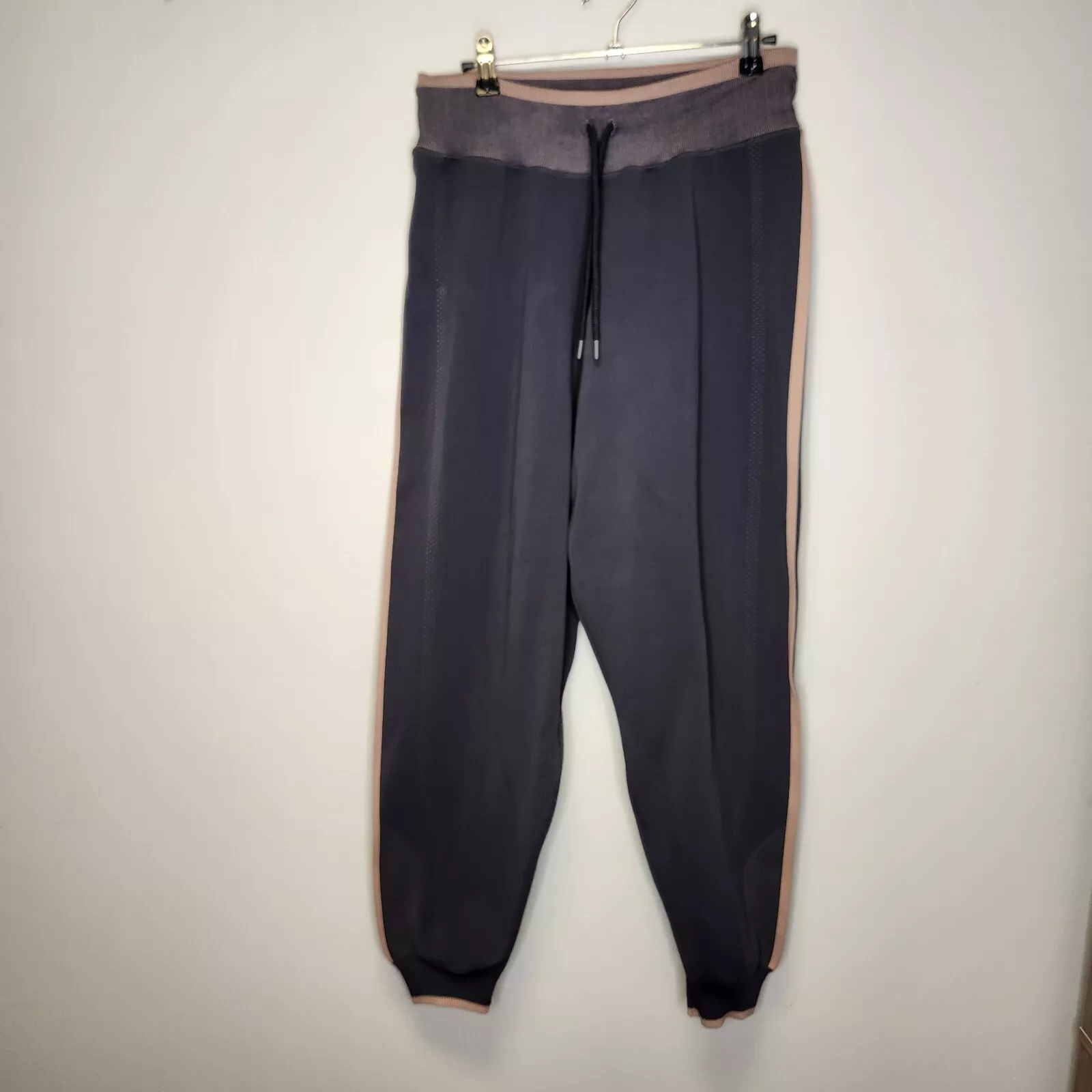 sweaty-betty seamless kinetic sweatpants