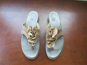 ruffle flip flops