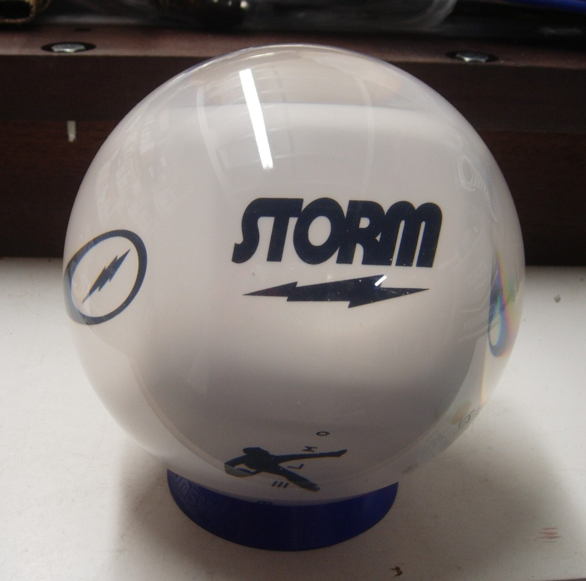 15 Pounds NIB Storm CLEAR STORM WHITE BELMO Bowling Ball 15 Pounds NIB Storm CLEAR STORM WHITE BELMO Bowling Ball