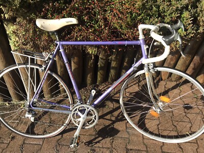Rennrad Der Marke Cratoni