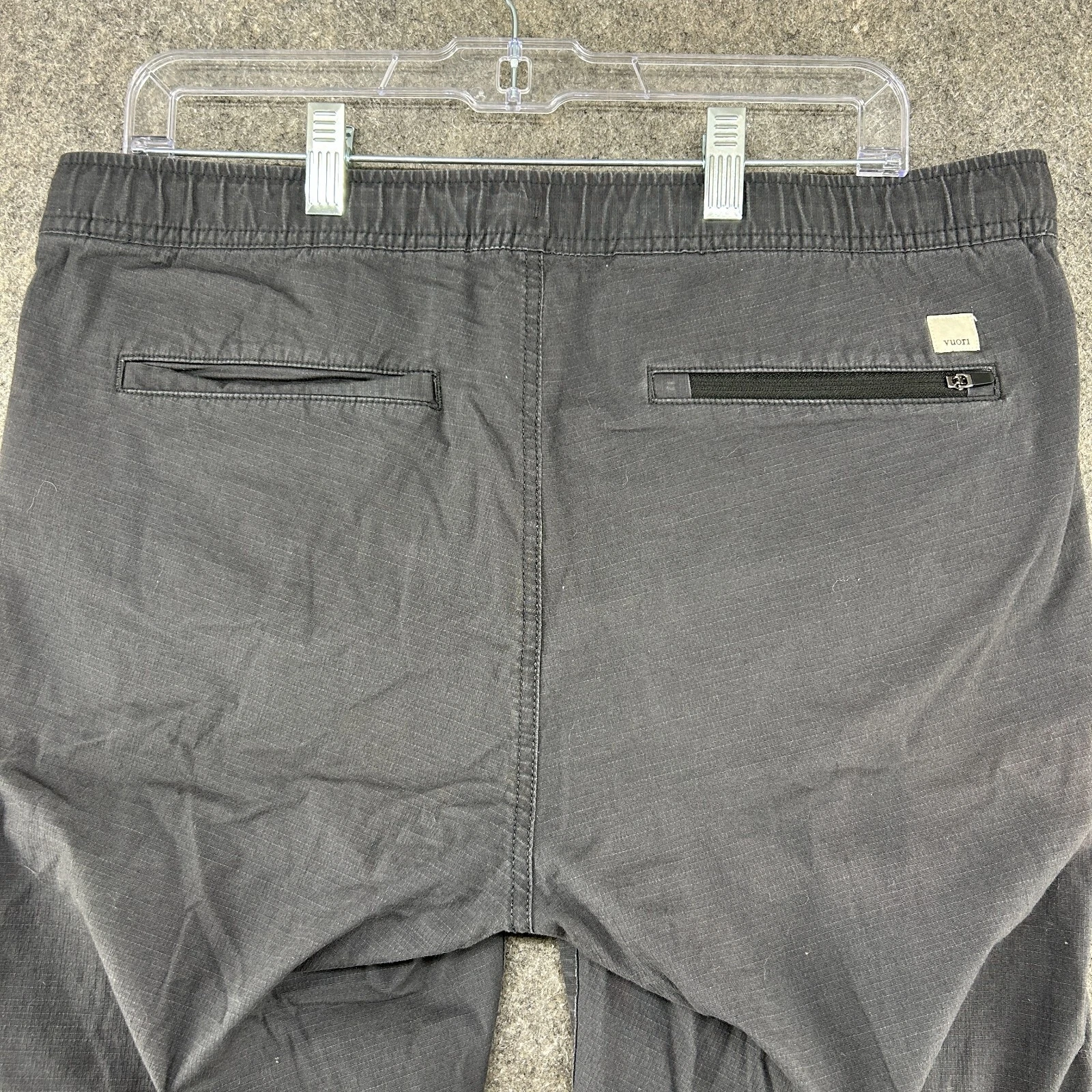 vuori jogger ripstop drawstring cargo pocket climber logo pants