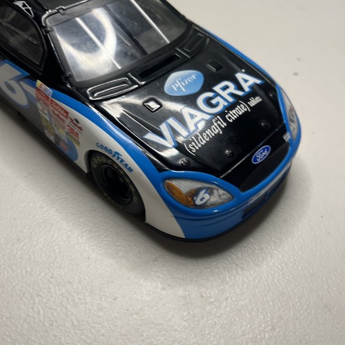1:24 scale Mark Martin #6 Viagra, 2003 Ford Taurus Limited Edition - Picture 3 of 12
