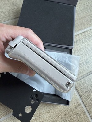 Ayn Thor Pro 12＋256GB レインボー AYN THOR Pro Rainbow 12GB + 256GB and CASE | eBay