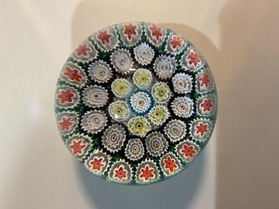 Murano konzentrischer Millefiori gewölbter Briefbeschwerer - super Zustand - siehe Bilder