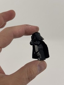 Lego Star Wars Minifigures- Darth Vader 6211 7264 sw0123 (no eyebrows)