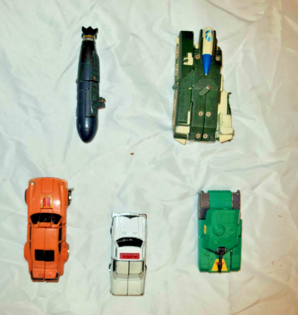 BANDAI Vintage 1980s Tonka GoBots Lot – Puzzler Team Parts, Dive-Dive, Treds – M