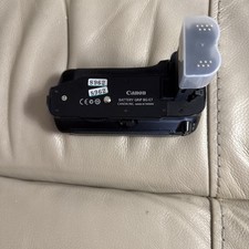 Genuine Canon BG-E7 Battery Grip for 7D