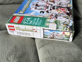 LEGO Kingdoms King's Castle 7946 , Factory Sealed RETIRED NEW