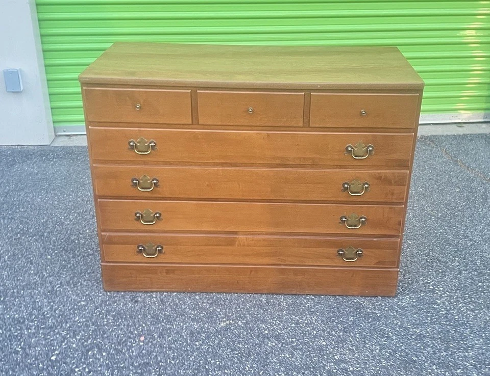 Cómoda de arce ETHAN ALLEN Foto 3 de 4