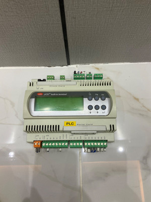 CAREL PCO PCO1000BX0 TERMINAL MODULE 