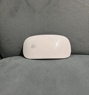 Apple Magic Mouse - Weiße Multi-Touch Oberfläche