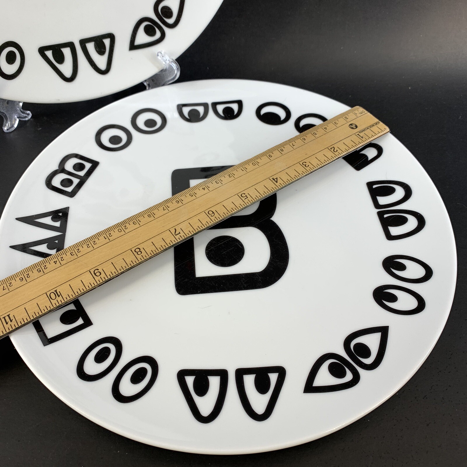 Ikea Glodande 23102 Lot Of 2 Dinner Plates Van Beirendonck Poland Eyes Pocelain thumbnail 6