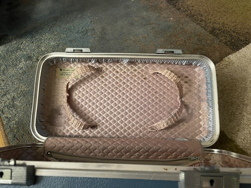Parkleigh Vintage Train Case - Picture 8 of 9