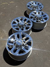 Chevrolet Silverado 2500 3500 Suburban Chrome Twin Spoke Wheels Rims 18 8x180