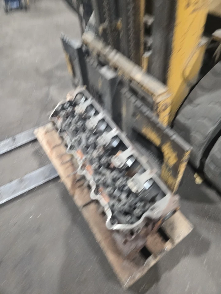 Rebuildable 3406e Cylinder Head - Image 4 of 4