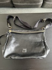 Borsa a tracolla/tracolla Dooney & Bourke nera Tilton fiorentina