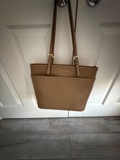 Michael Kors Winston Medium Top Zip Pocket Wh...