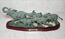 Classic Wildlife Collection Elephant Family Sculpture - Collector  s Edition