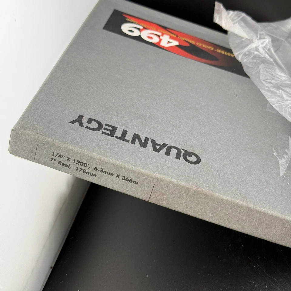 Cinta de audio Quantegy 499 Grand Master Gold Studio Master 1/4" 1200' usada Foto 2 de 4