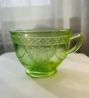 Vintage Green Depression Glass Federal Georgian Cup Lovebirds Uranium mug