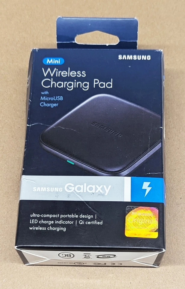 Samsung Galaxy Mini Wireless Charging Pad - Black - Image 2 of 4