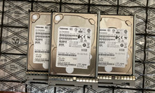 [Lot of 3 ] 600GB 12GB/s 2.5" SAS Toshiba Enterprise Hard Drives in CISCO tray