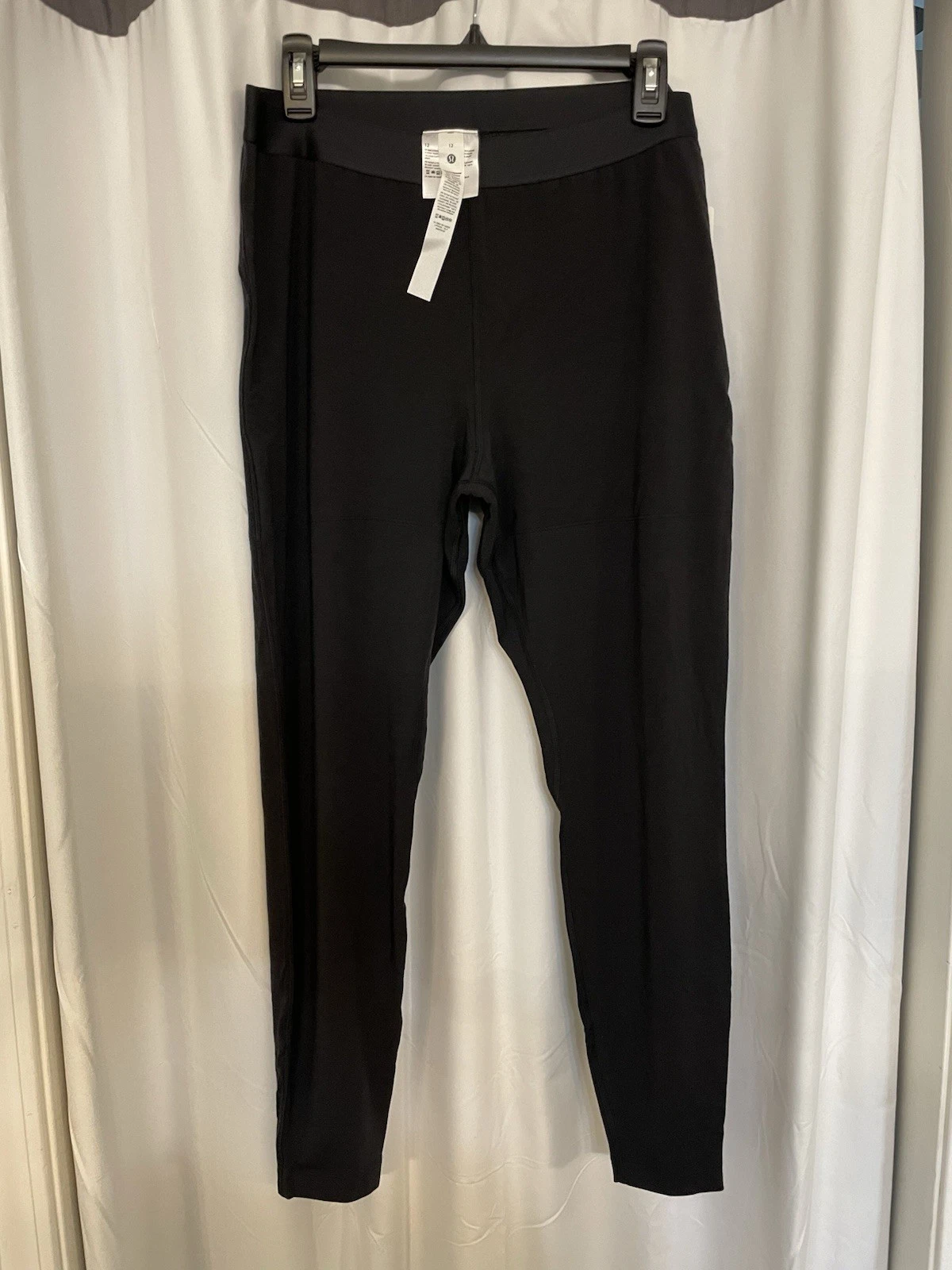 NWT - Women’s Lululemon High Rise Base Layer Tight 28” (size 12)