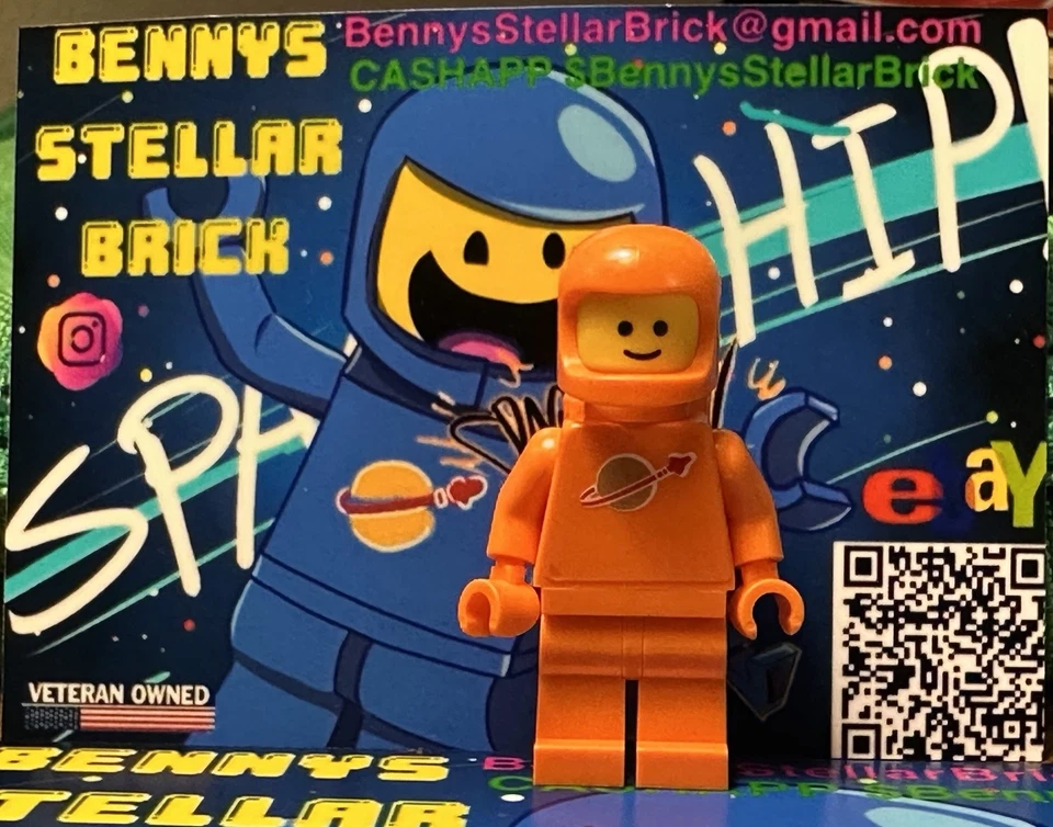 LEGO Classic Spaceman Lot Of 3 Orange Light Grey And Brown - Image 3 of 3