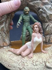 Universal Monsters Creature's Lair - Creature from the Black Lagoon Dept 56 READ