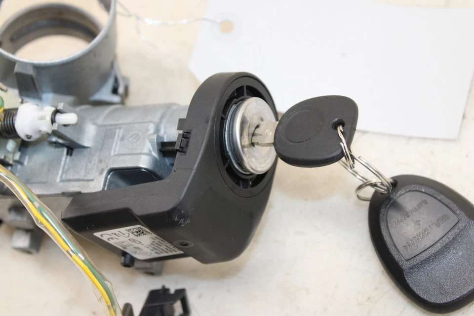 2008-2010 Saturn Sky Ignition Switch W/ Key OEM MO56 - Image 4 of 4