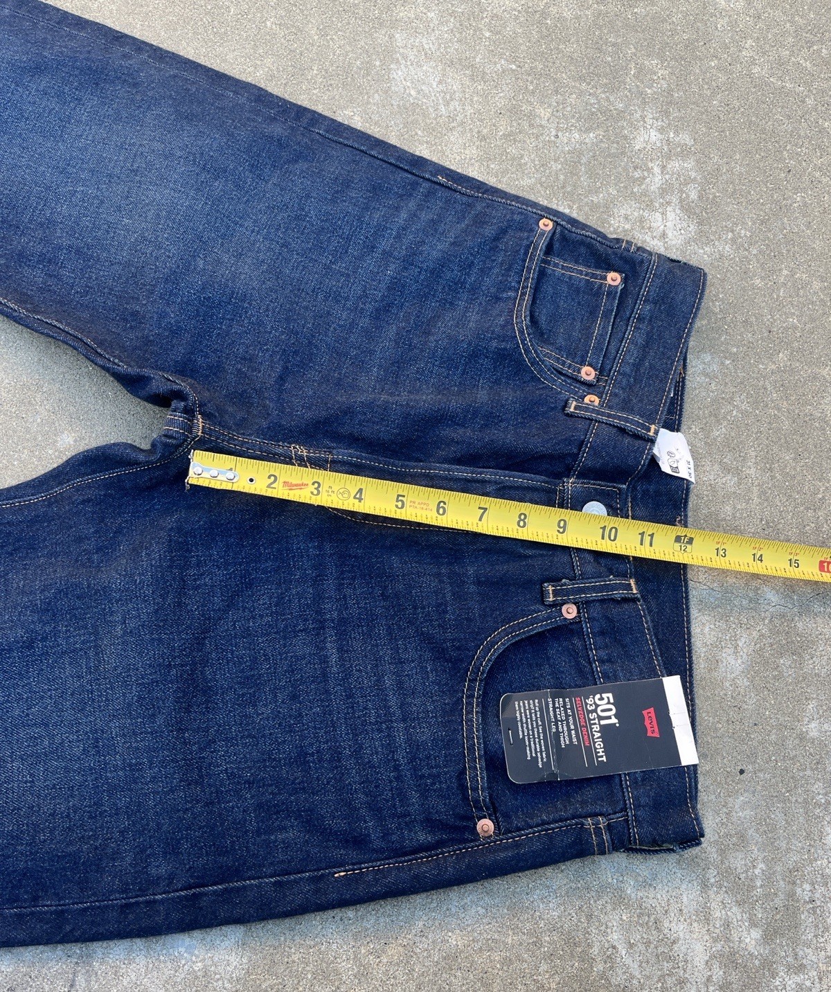 NWT Levi’s Premium 501 ‘93 Straight Fit Selvedge Jeans Men’s Size 31x30 image 4