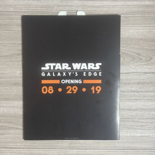 ¡FANS DE STAR WARS! ¡RARA REVISTA DE OJOS Y OÍDOS PARA MIEMBROS DEL ELENCO GALAXY'S EDGE! - Imagen 4 de 4
