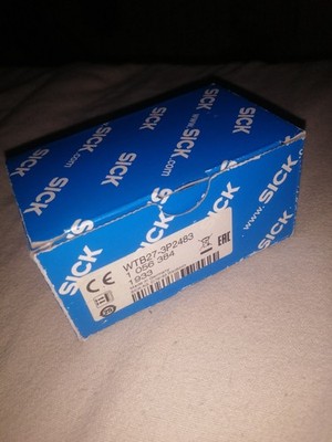 1 Stück Sick WTB27-3P2483S31 Lichtschalter Neu WTB273P2483S31