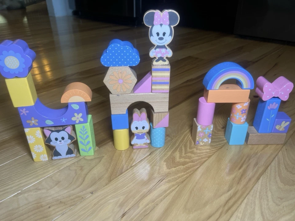 Disney Wooden Toys Minnie Blocks Set Block Figures Daisy Minnie Figaro - Image 2 of 3