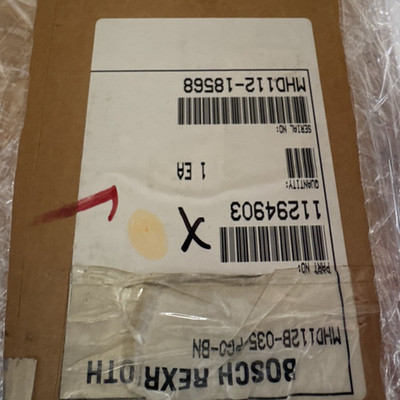 Bosch Rexroth MHD112B-035-PG0-BN Industrial Servo Motor MHD112B-035-PG0-BN