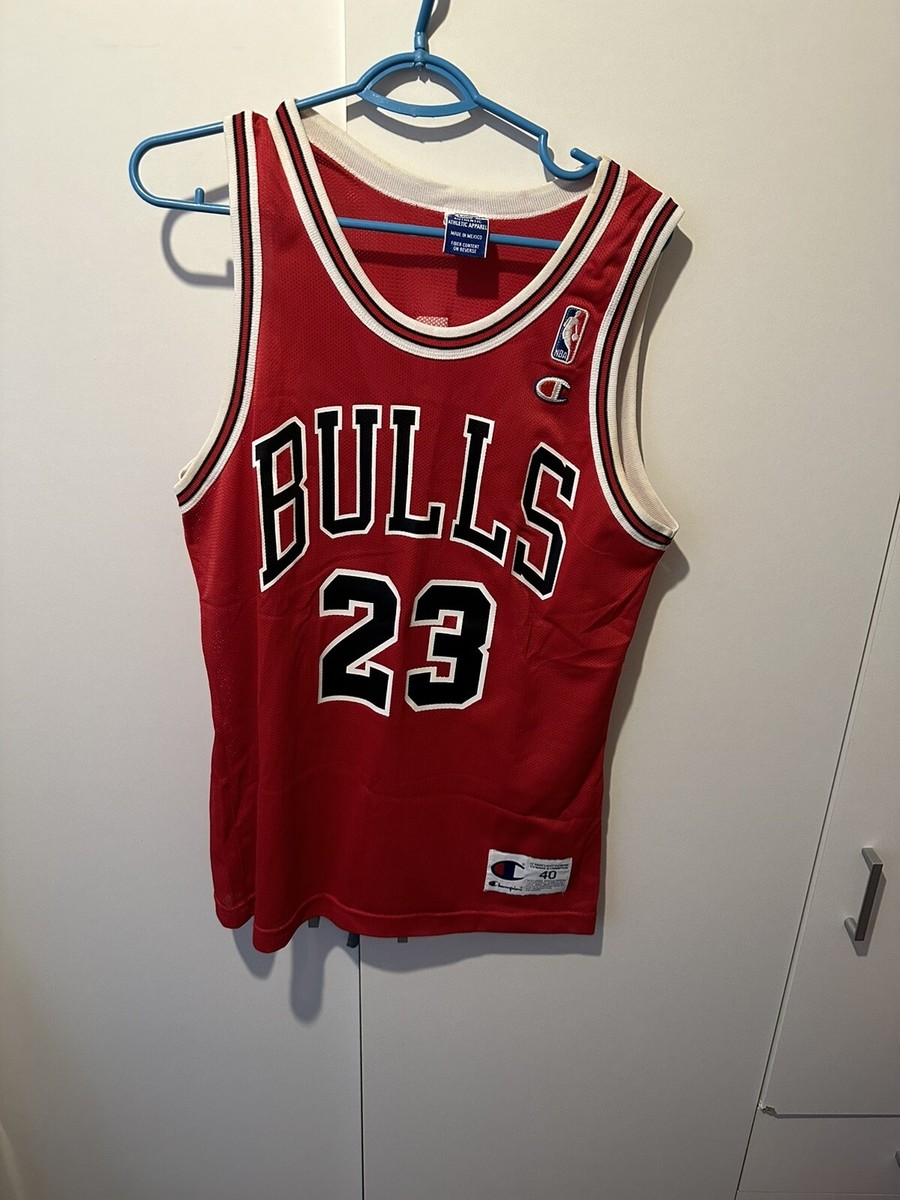 Champion Jersey Chicago Bulls Size M 40 NBA 🏀🏀 Michael Jordan 23 Retro  Vintage